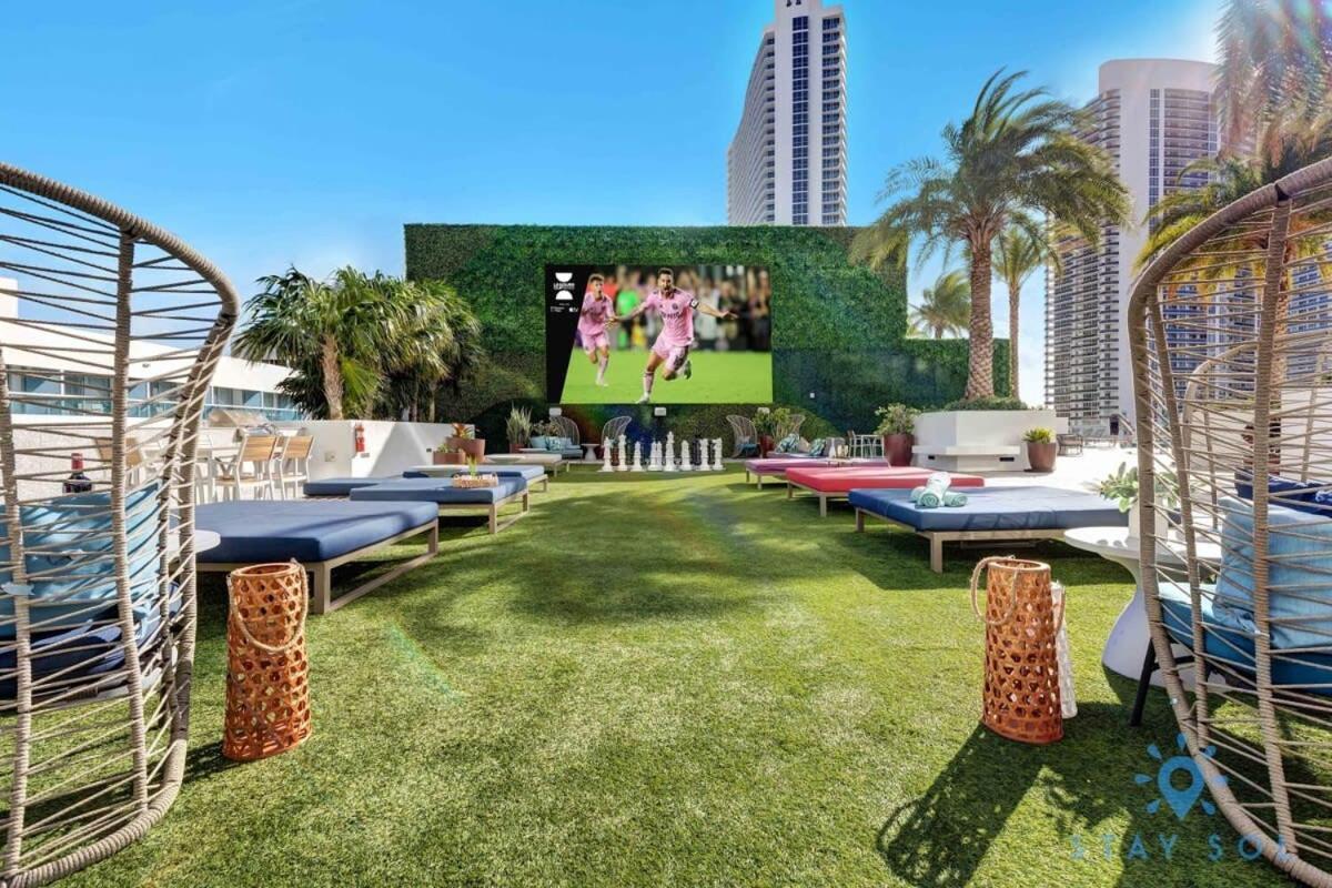 Luxury With Stunning View, Balcony, Amazing Pools Leilighet Hollywood Eksteriør bilde