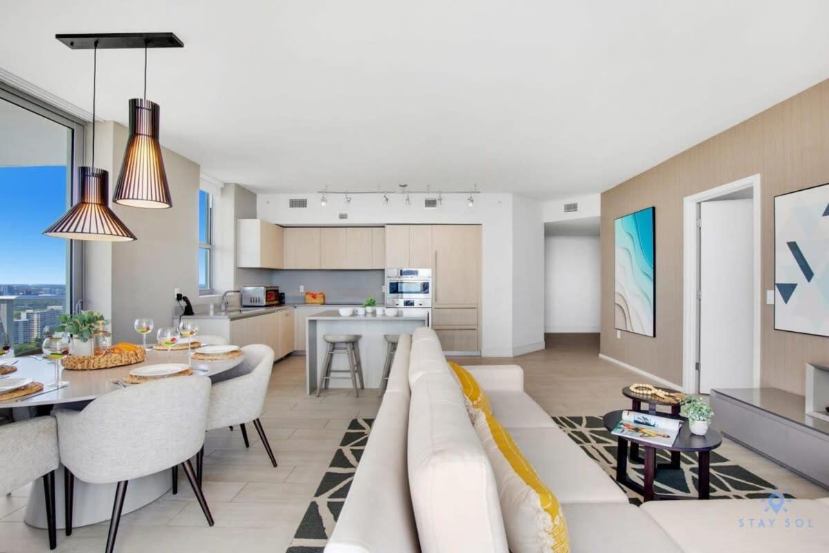 Luxury With Stunning View, Balcony, Amazing Pools Leilighet Hollywood Eksteriør bilde